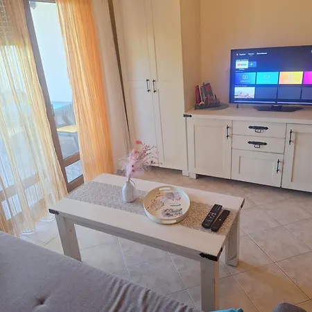 Santa Marina Apartments- Karina 1 Aparthotel