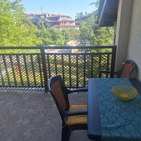 Aparthotel Santa Marina Apartaments- Karina 1