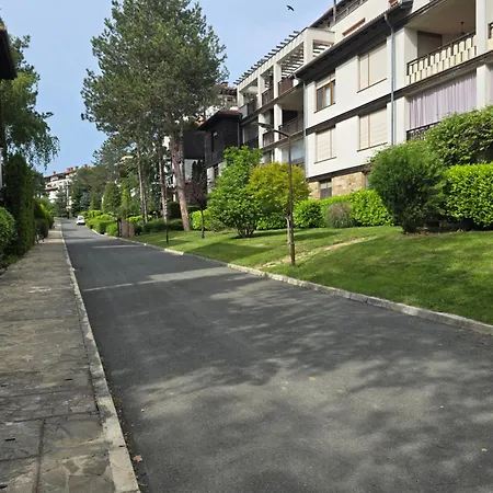 Апартхотел Santa Marina Apartaments- Karina 1 *